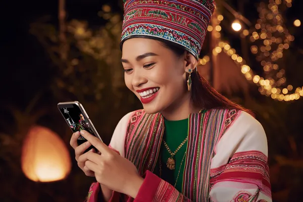 A confident dealer surrounded by casino chips inviting players to access their BDT3999 account, reflecting quick and easy login options.